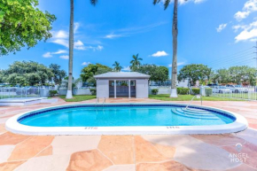 Stylish Apts in Oakland Park Near Ft Lauderdale